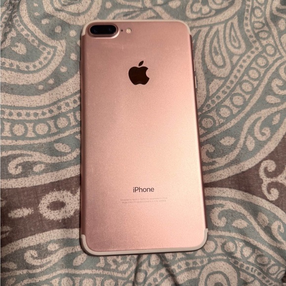Apple Other - Apple iPhone 7 Plus in Rose Gold 128 GB
GREAT CONDITION